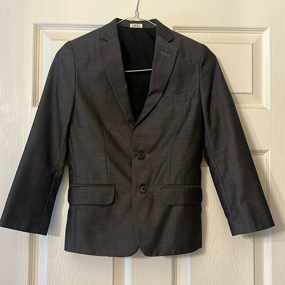 Calvin Klein Boys suit jacket. Excellent condition.